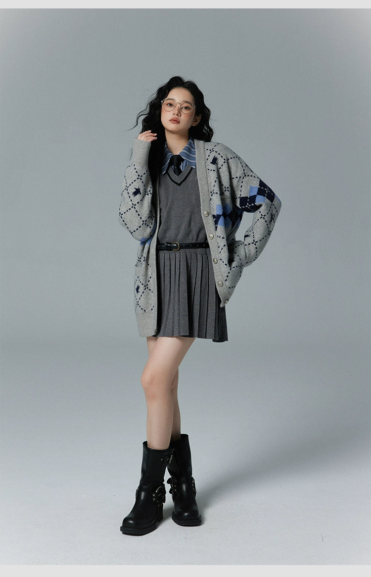 [Pre-order] Hogwarts School of Witchcraft and Wizardry Argyle School Cardigan