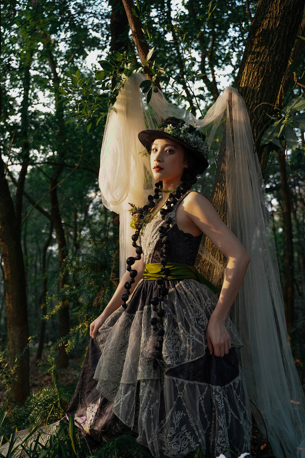 [Pre-orders available until 1/23] Anthea Garden jumper skirts in two styles, with floral prints