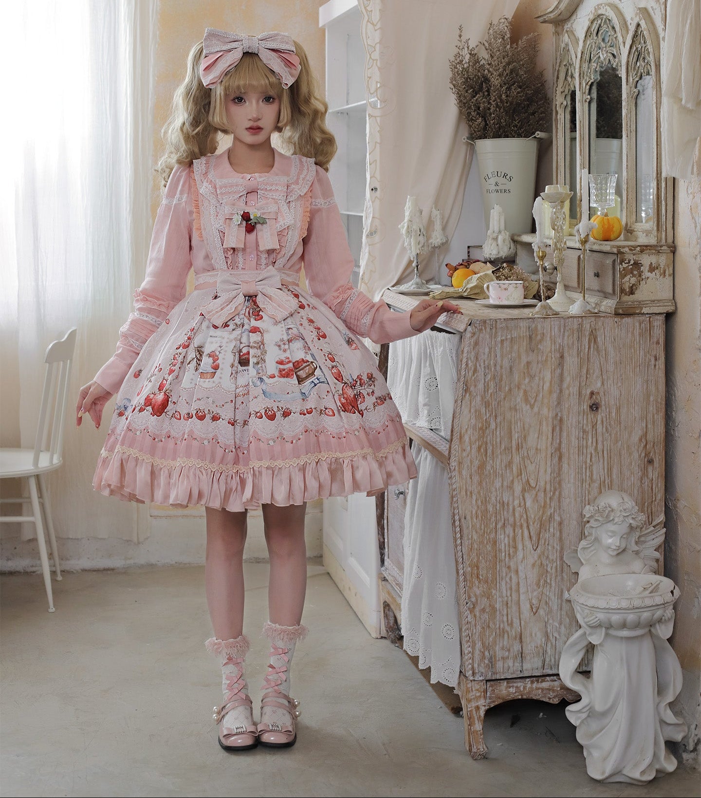 【受注予約12/16まで】Strawberry Manor サスペンダースカート・ショート丈