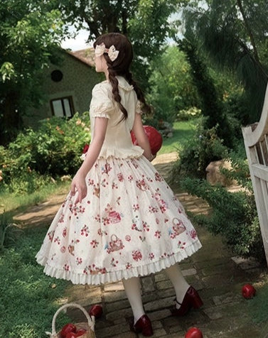 【受注予約8/14まで】 Strawberry Whisper プリントスカート