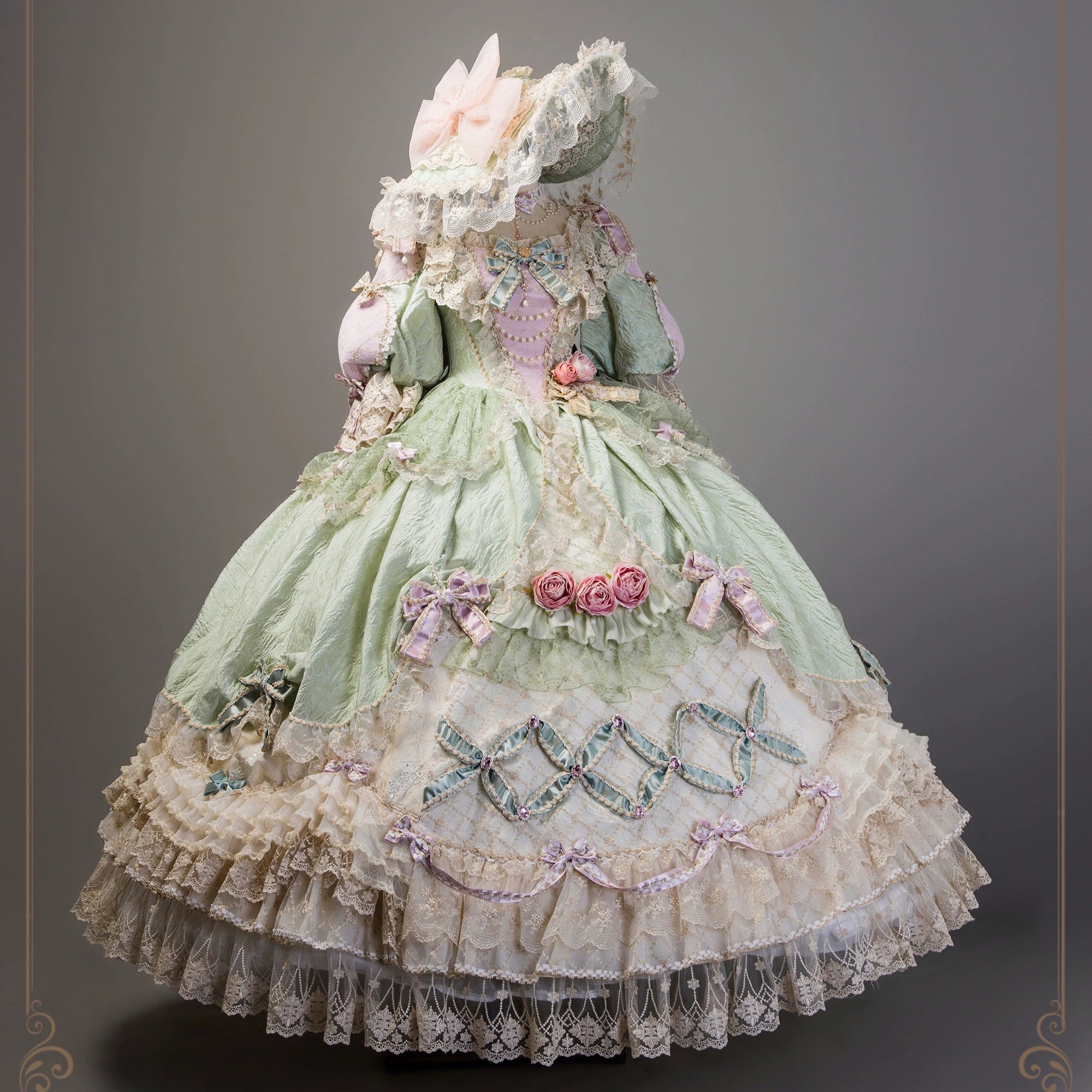 【受注予約6/26まで】Mirror Snow White プリンセスロングドレス・パステルグリーン