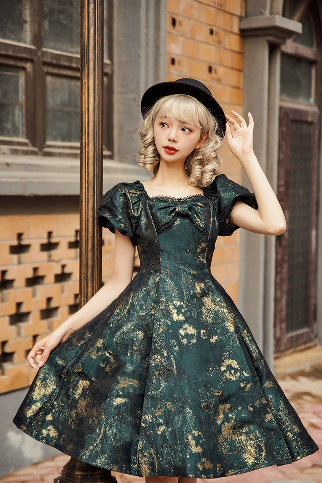 [Pre-orders available until 9/5] Brilliant Years Elegant foil-stamped short dress