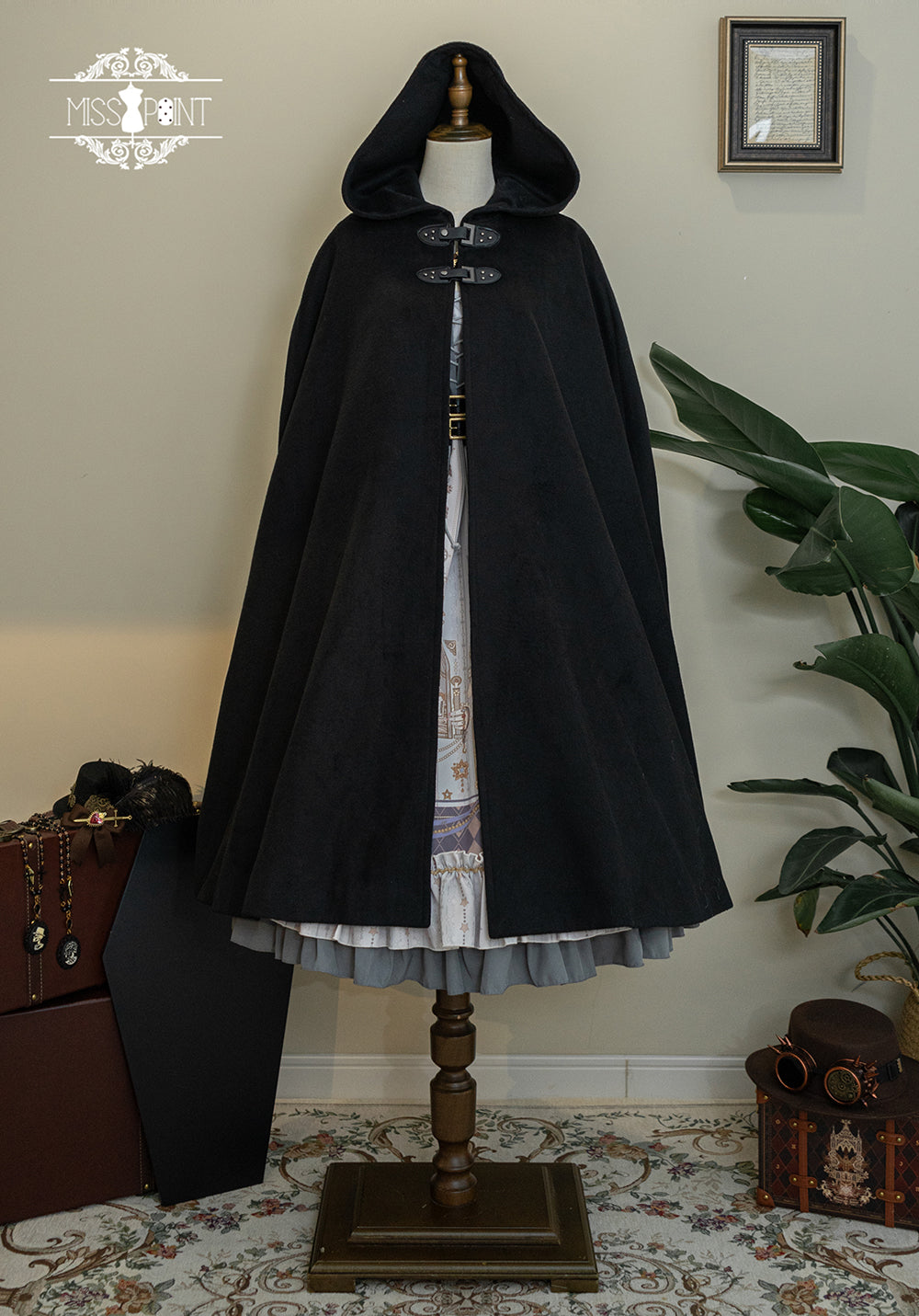 Demon Hunters Long Cape