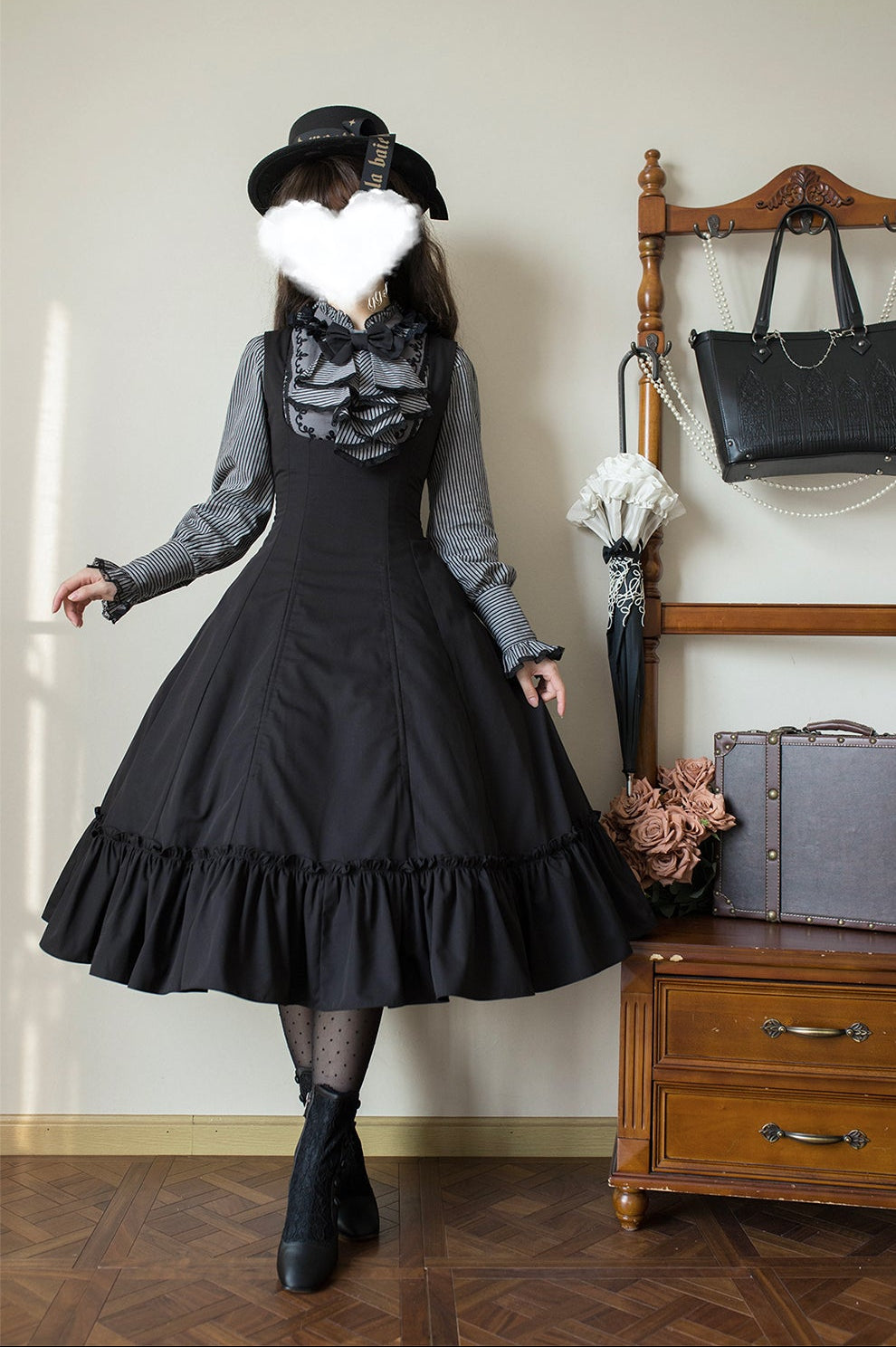 【受注予約12/3まで】Monochrome Reverie ジャンパースカート・無地