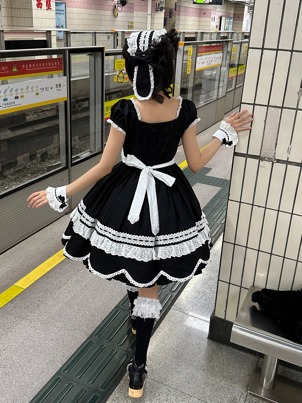 【予約販売】Antique Petal Rabbit リボンワンピース