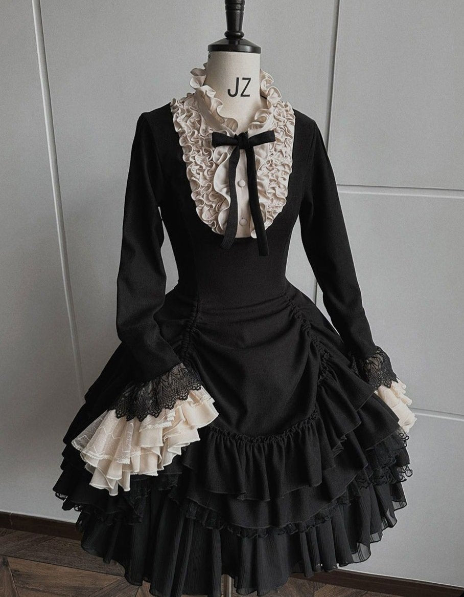 [Pre-orders available until November 12th] Yoiyami Rose Elegant Gothic Frill Dress