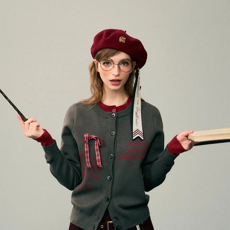 [Pre-order] Hogwarts School of Witchcraft and Wizardry Beret with Ribbon