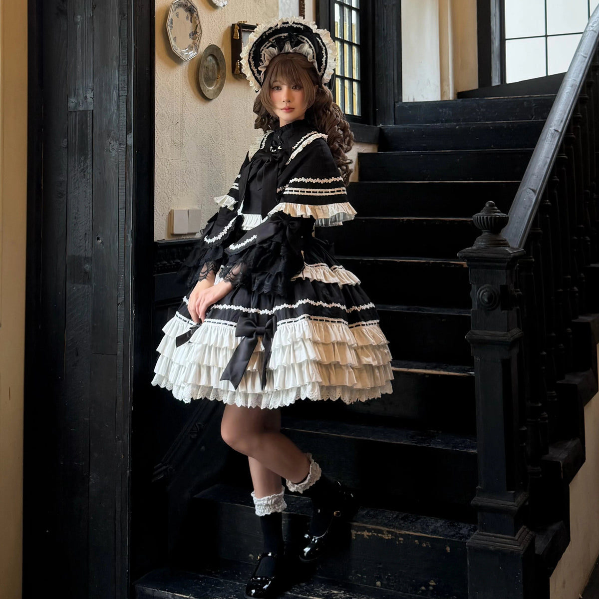 【受注予約10/14まで】Labyrinth Doll ジャンパースカート・マント・ブラウス3点セット