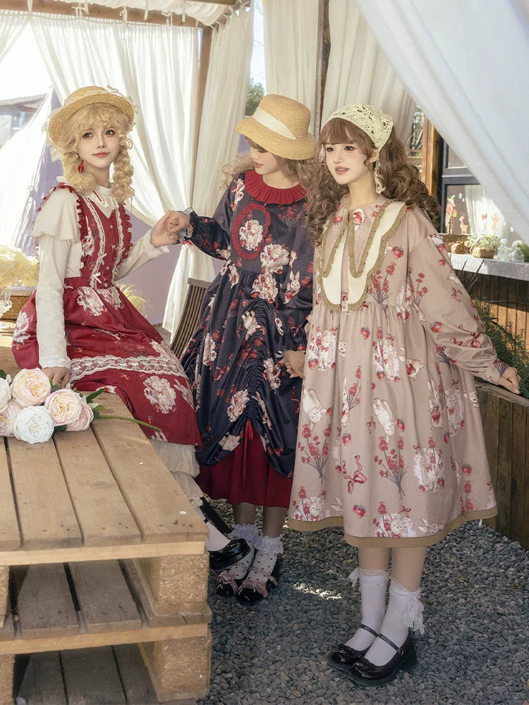 Very Berry ヒツジとウサギのシャーリングワンピース