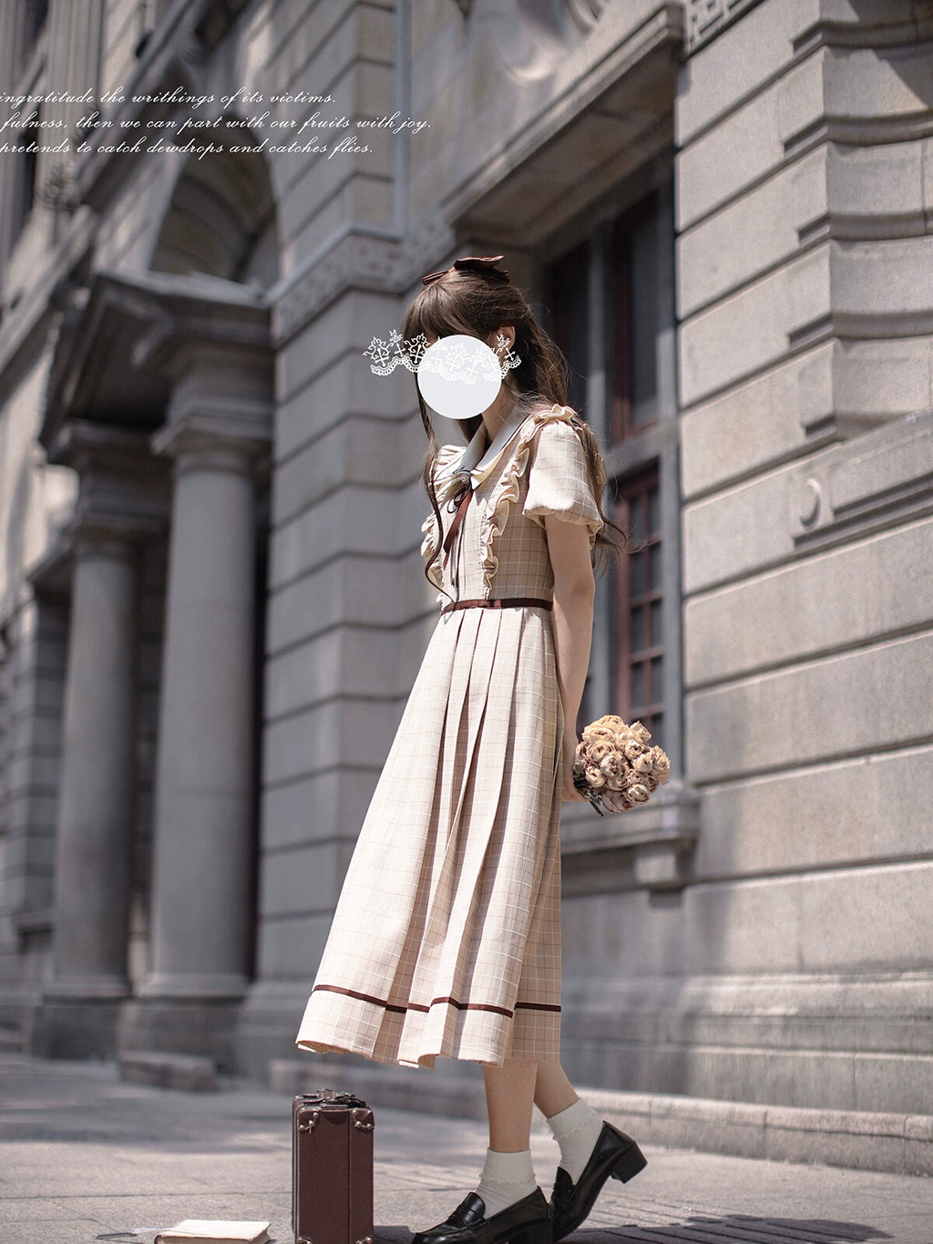 Betty French retro beige check short sleeve dress