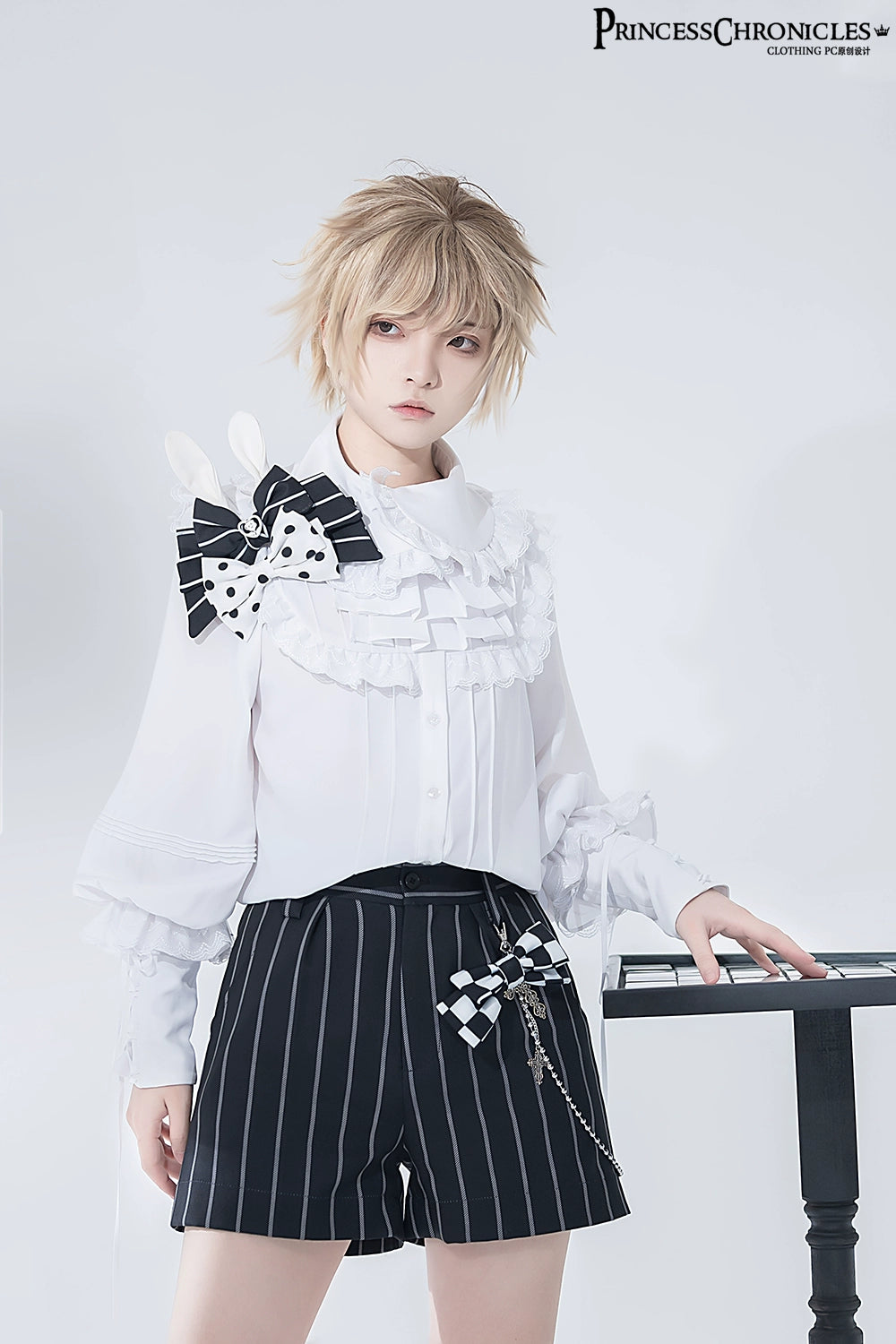 【予約販売】Rabbit Theater Checkerboard ショートパンツ