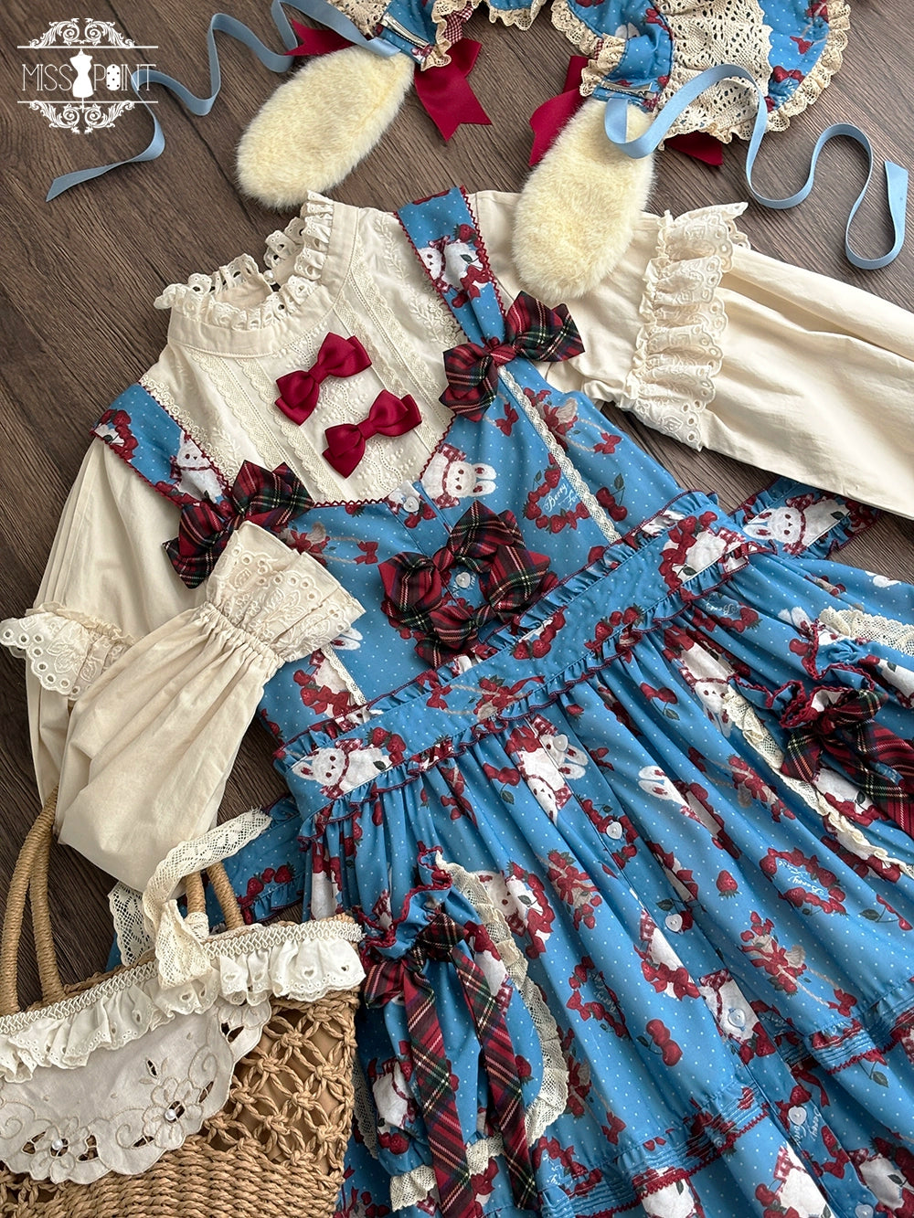 【予約販売】Sweet Berry Rabbit ジャンパースカート