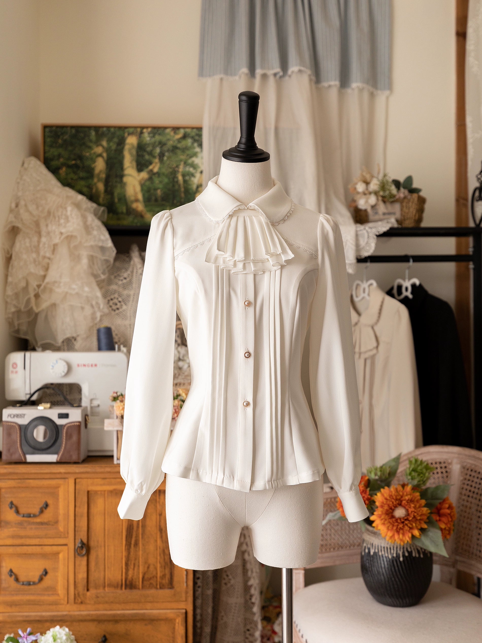 [Pre-order] Small Manor Classical Jabotai Blouse [Buy together for 20% off]