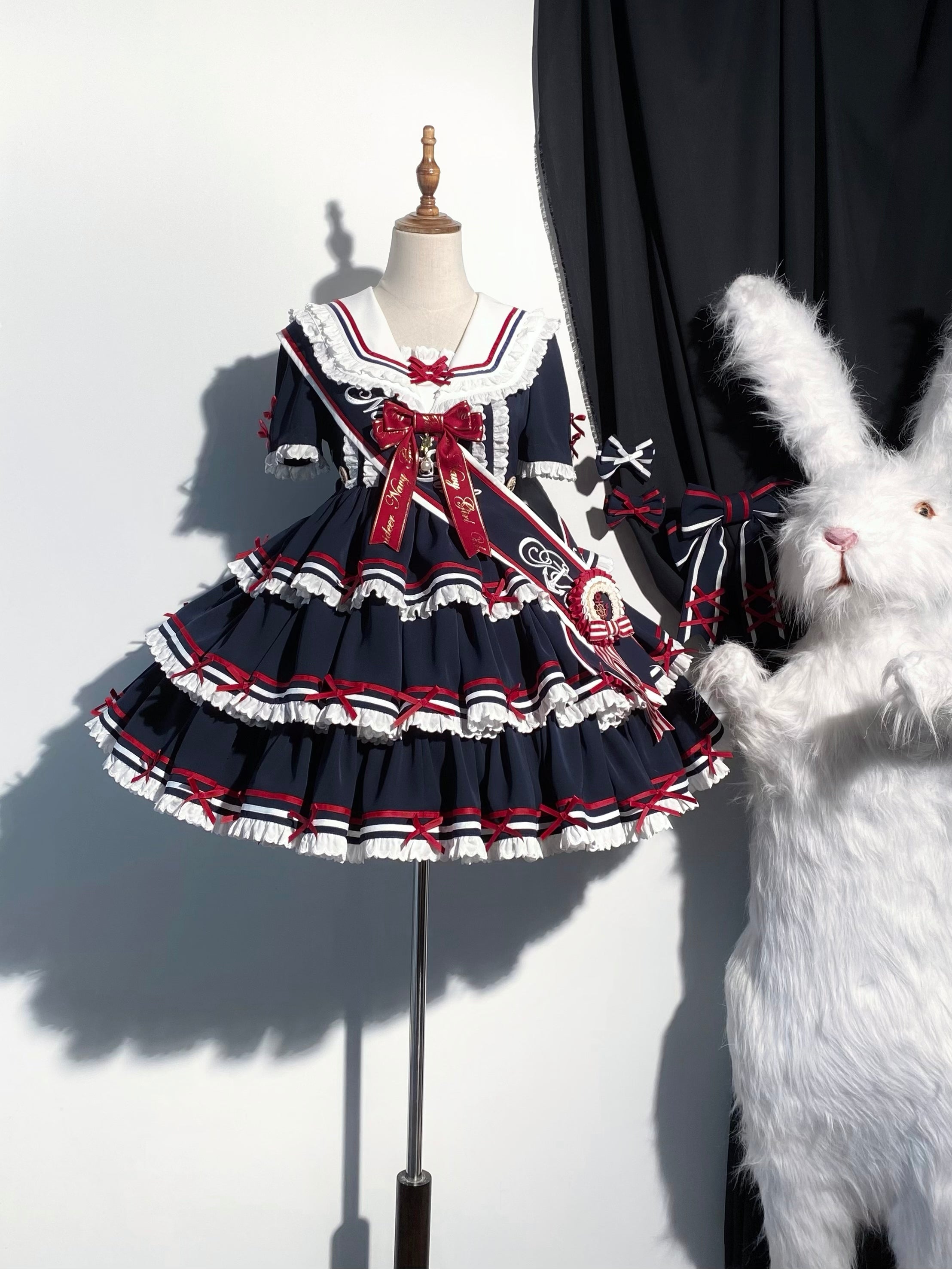 【受注予約4/28まで】セーラー襟と3段フリルの2wayマリンワンピース・ネイビー・ショート丈