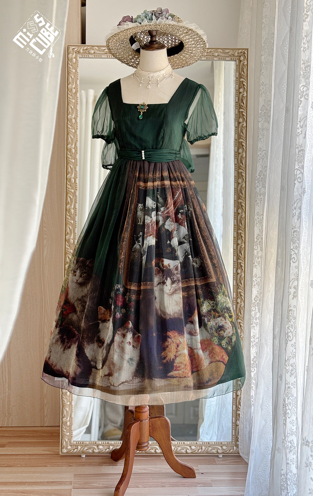 【予約販売】Elegance Greek 油彩画風プリントエンパイアワンピース・新色