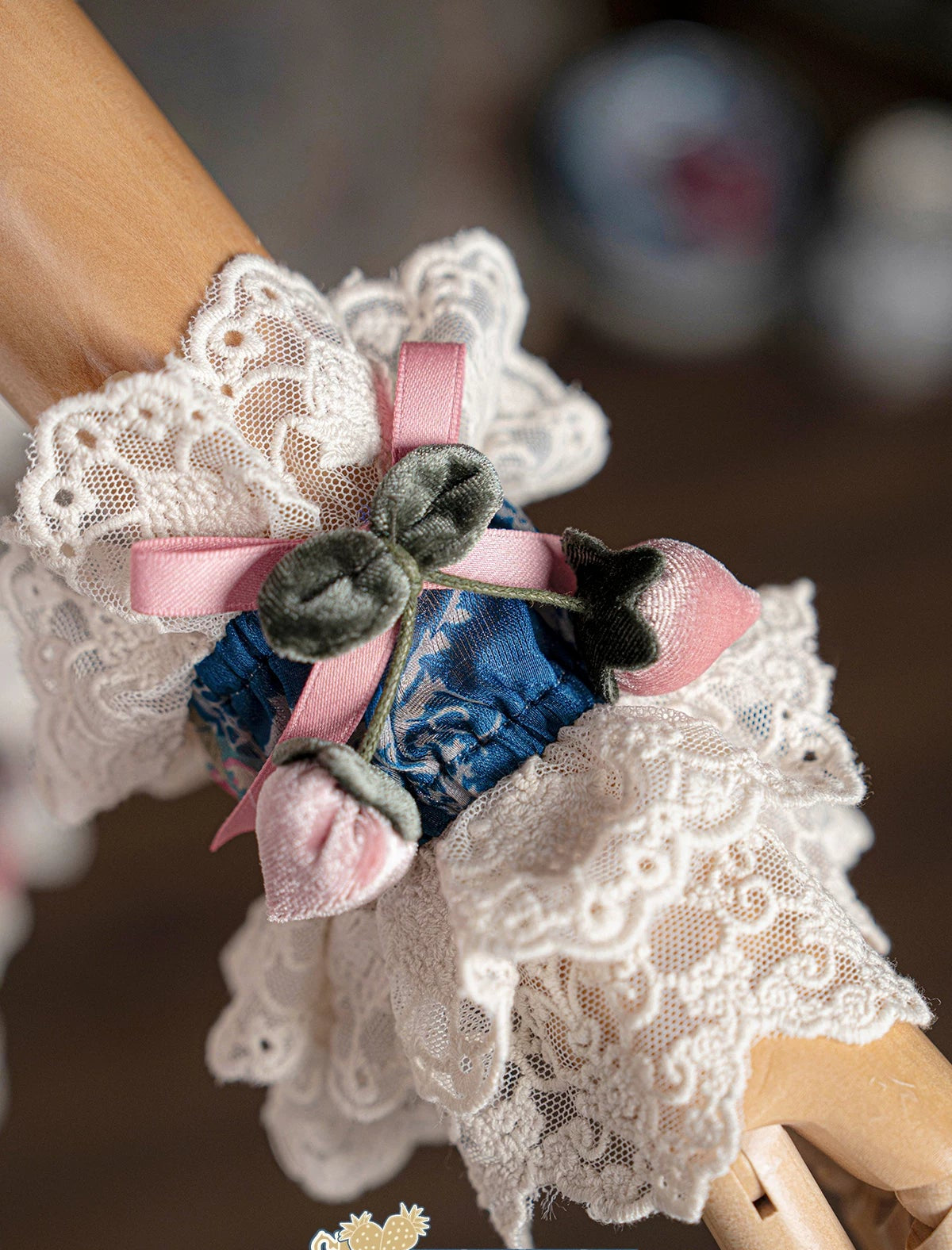 同時購入のみ【受注予約11/12まで】 Porcelain Strawberry アクセサリー