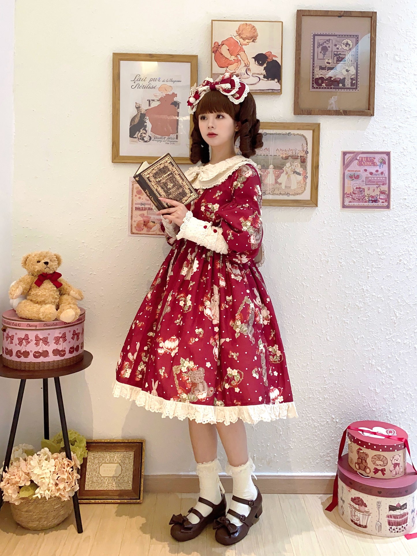 [Pre-orders available until 9/23] Bunny Bear Bunny long-sleeved one-piece dress with bunny ears, short length