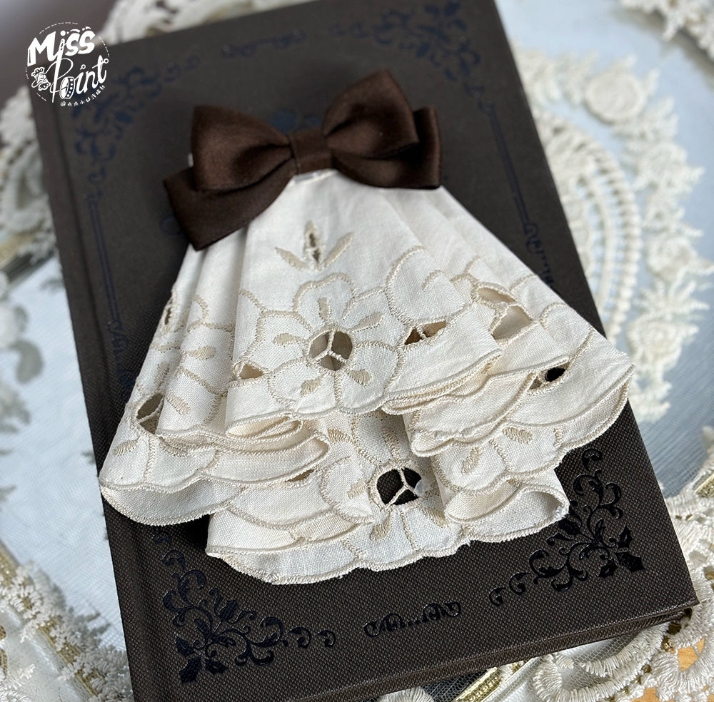 Only available with simultaneous purchase [Pre-orders available until 12/4] Classic Chocolat Stripe accessories