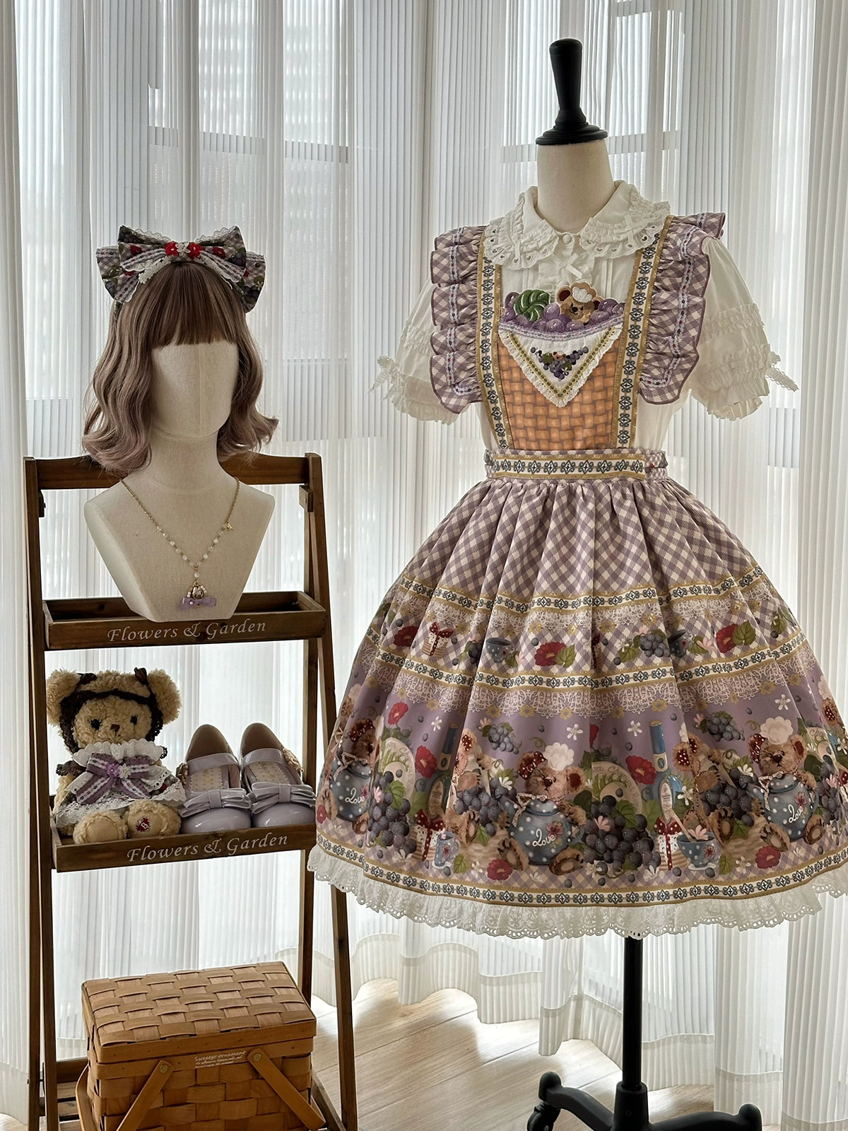 [Pre-orders available until 10/16] Grape Bear Overall Skirt