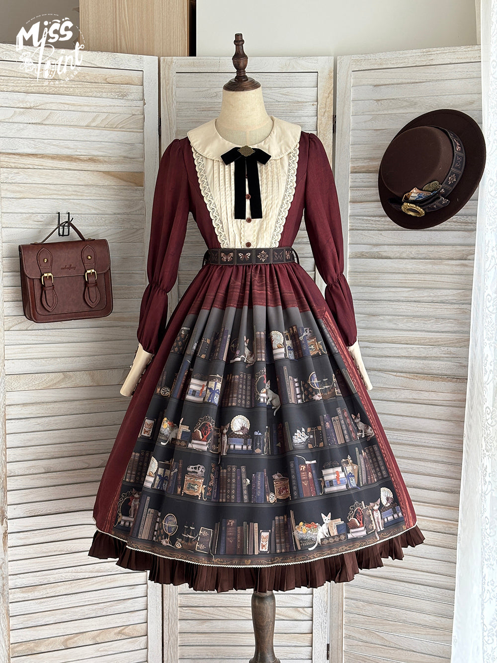 【予約販売】German Bookcase ワンピース（ケープなし）