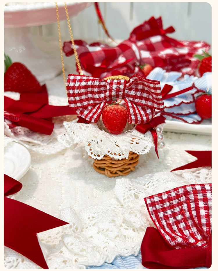 [Only available with simultaneous purchase] Strawberry Basket accessories