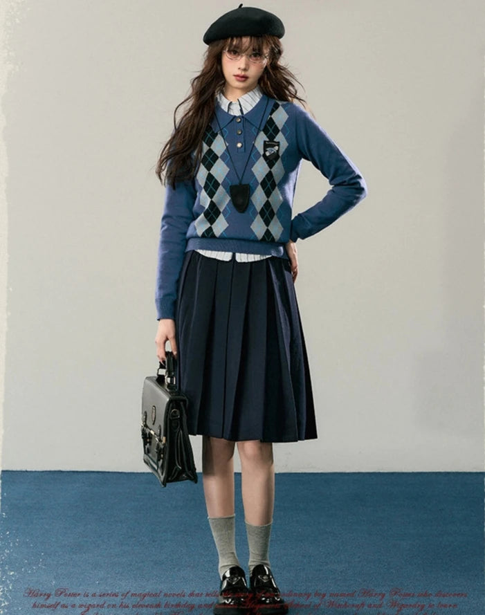 [Pre-order] Hogwarts School of Witchcraft and Wizardry Argyle collared knit
