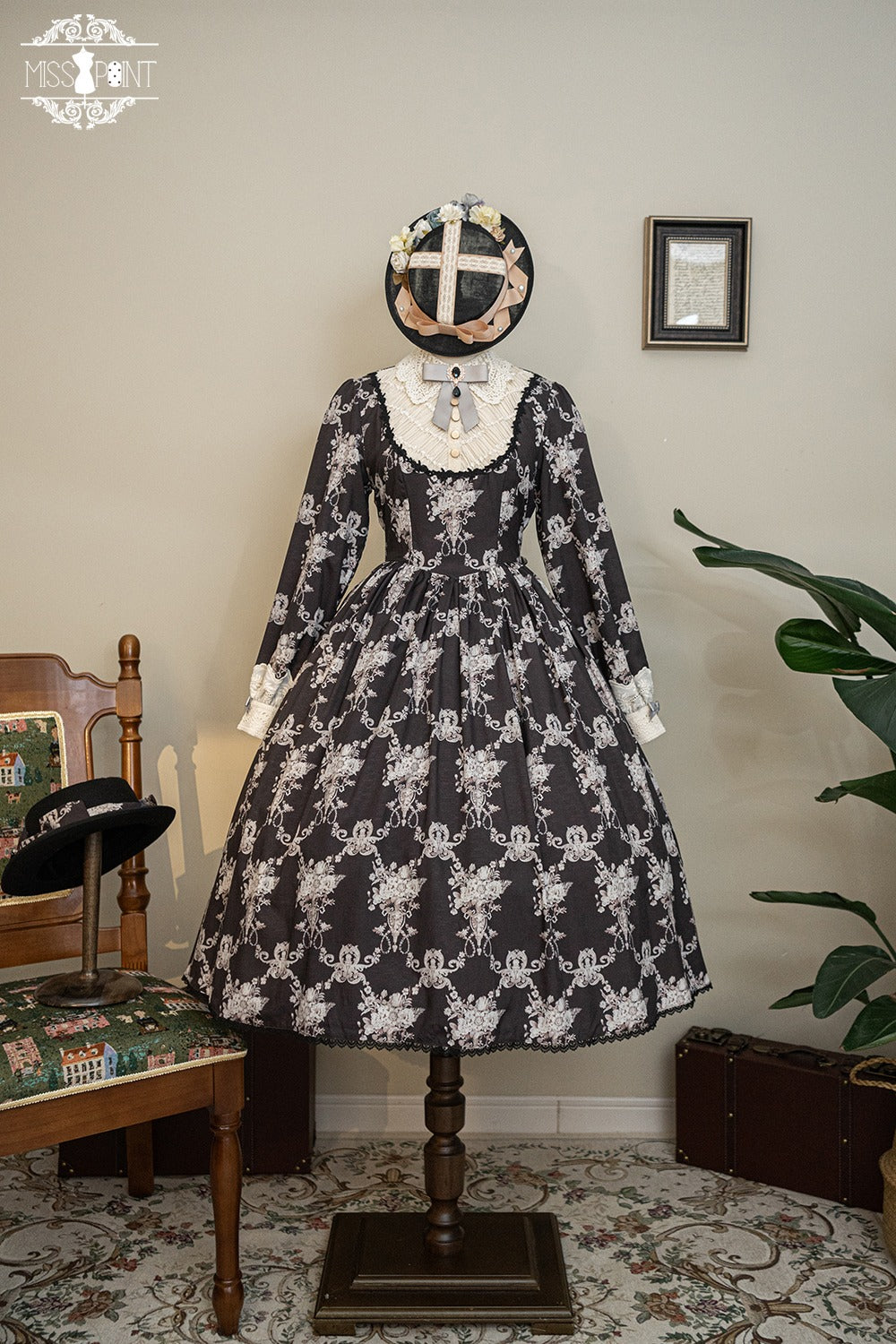【予約販売】Antique Flower Wall ワンピース