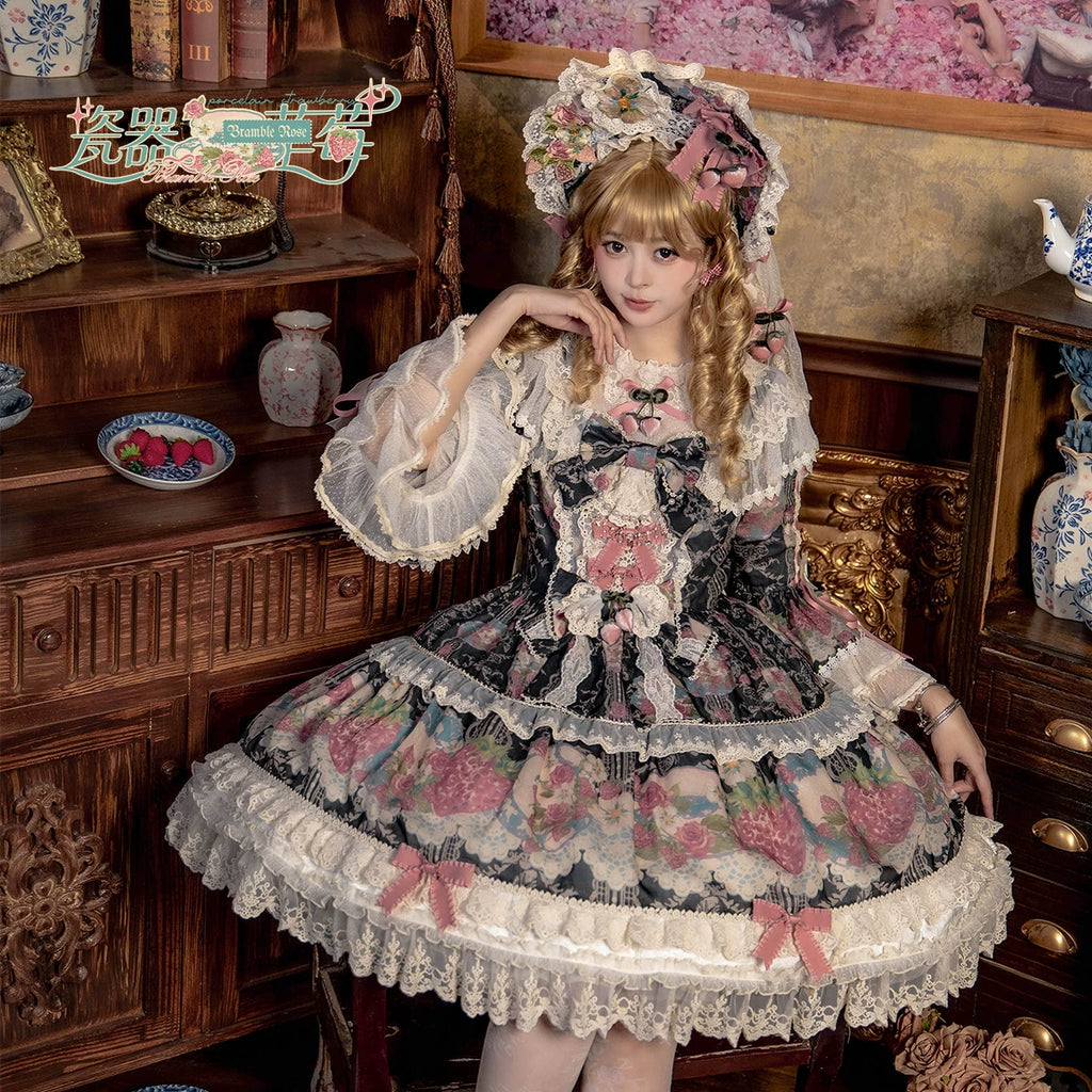 同時購入のみ【受注予約11/12まで】 Porcelain Strawberry アクセサリー