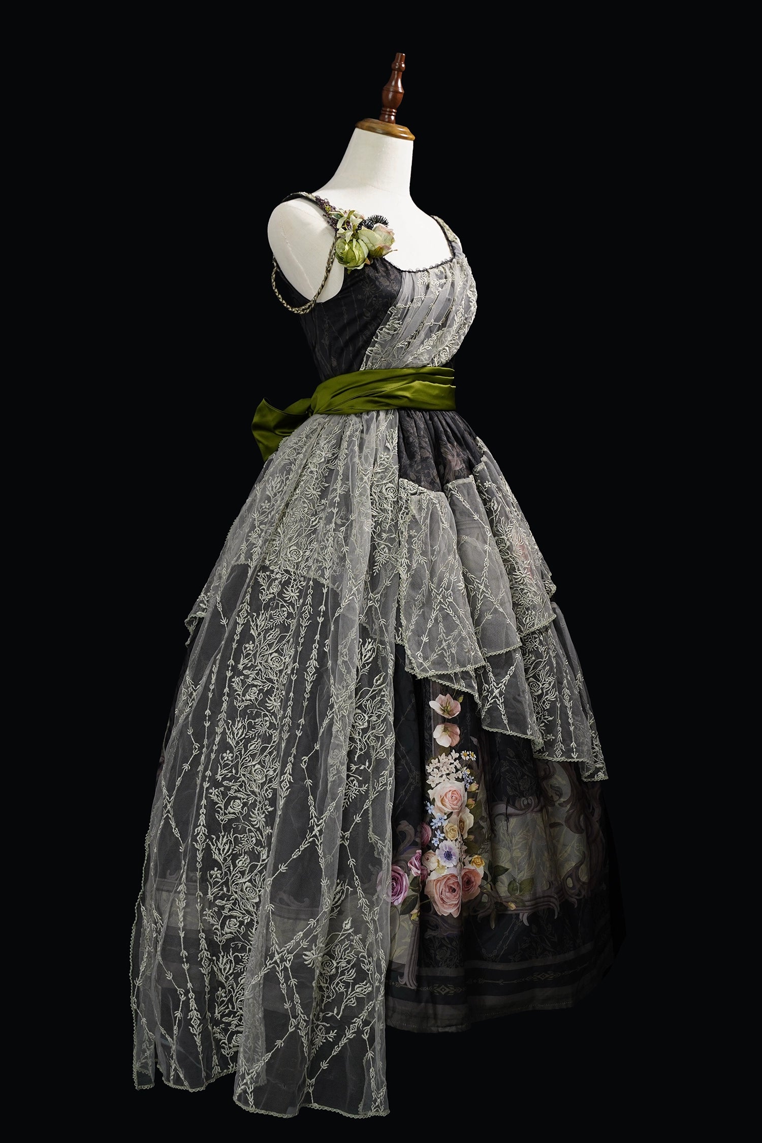 [Pre-orders available until 1/23] Anthea Garden jumper skirts in two styles, with floral prints