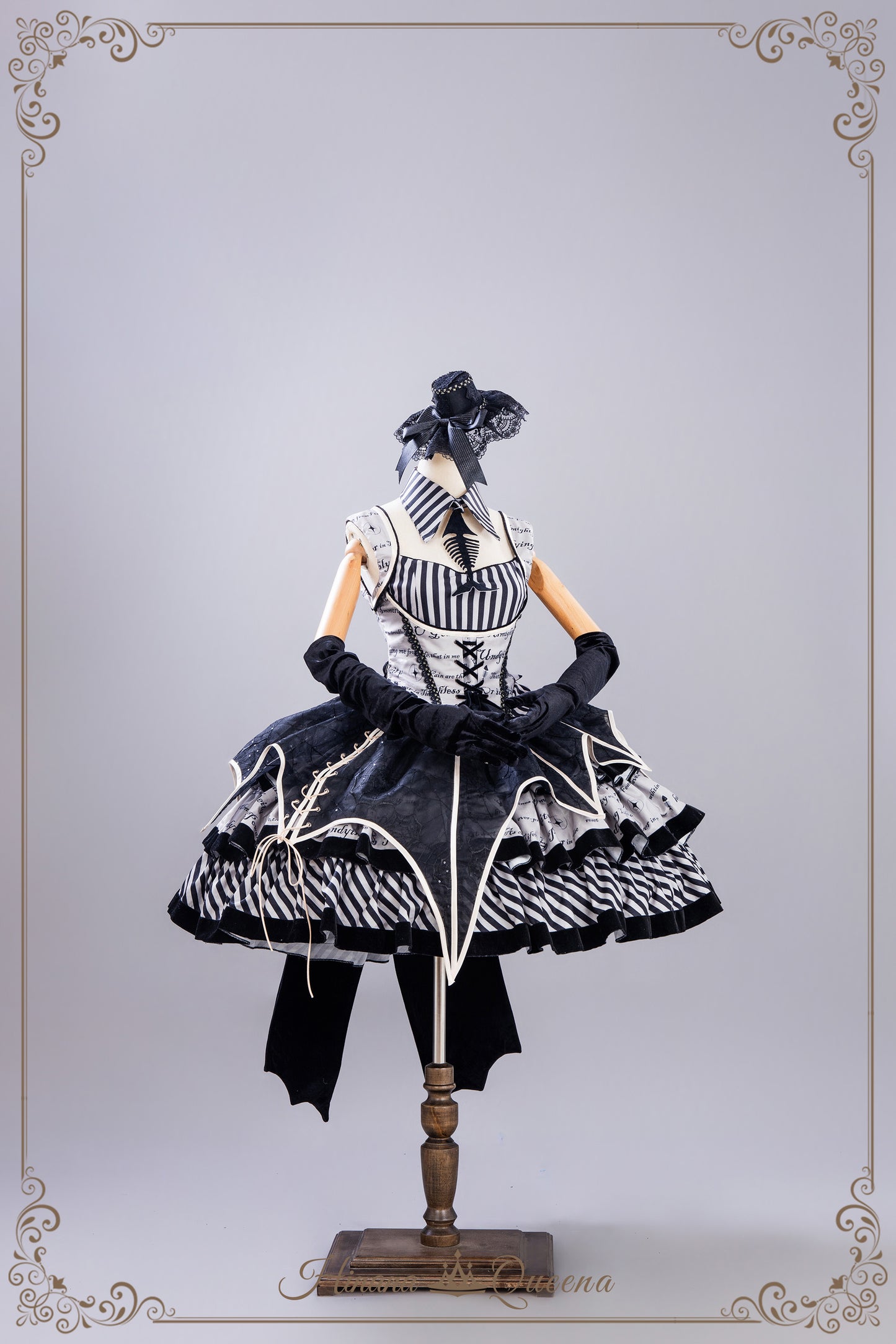 【受注予約11/12まで】暮夜 ストライプジャンパースカート