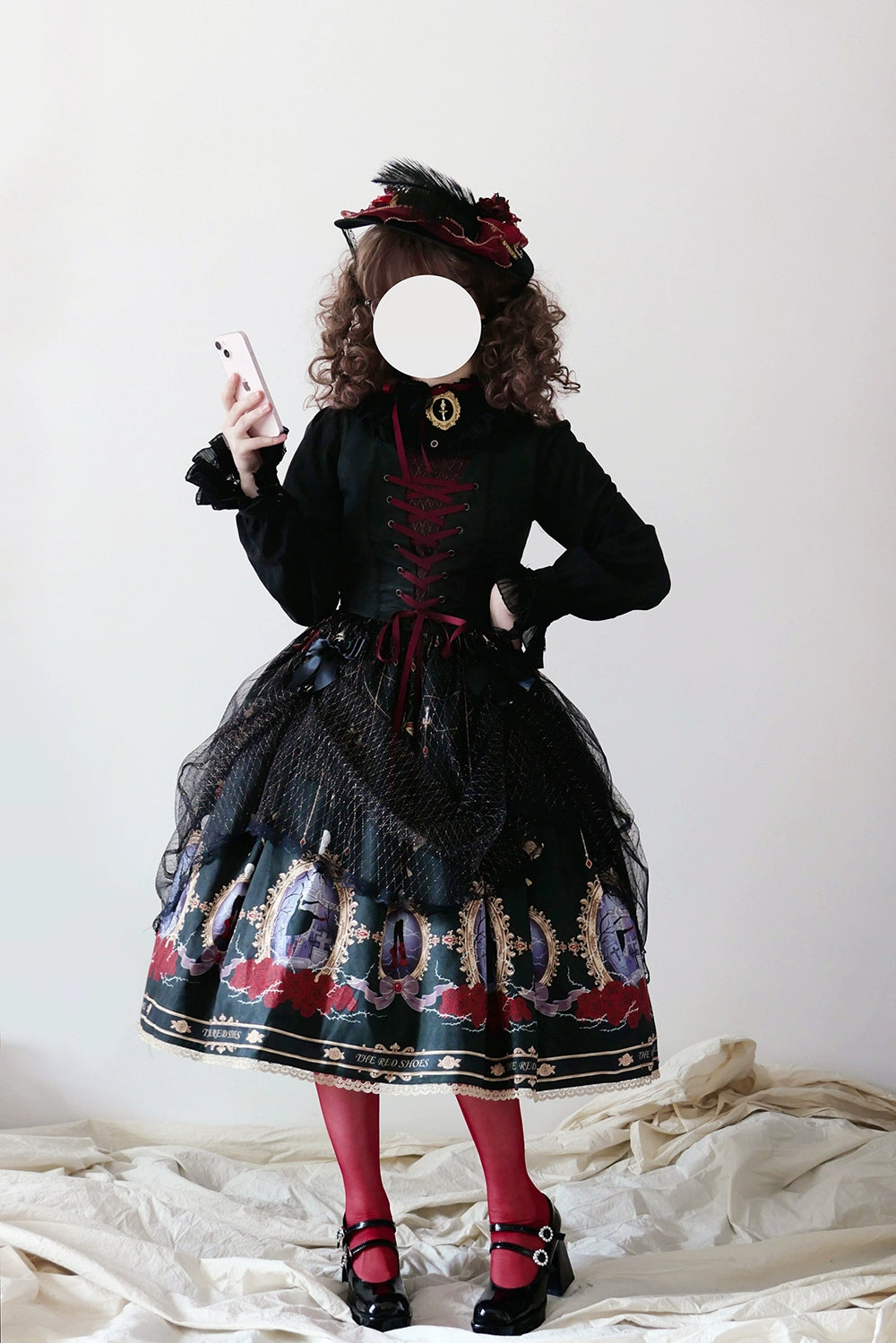 The Red Shoes Gothic Lolita Print Jumper Skirt