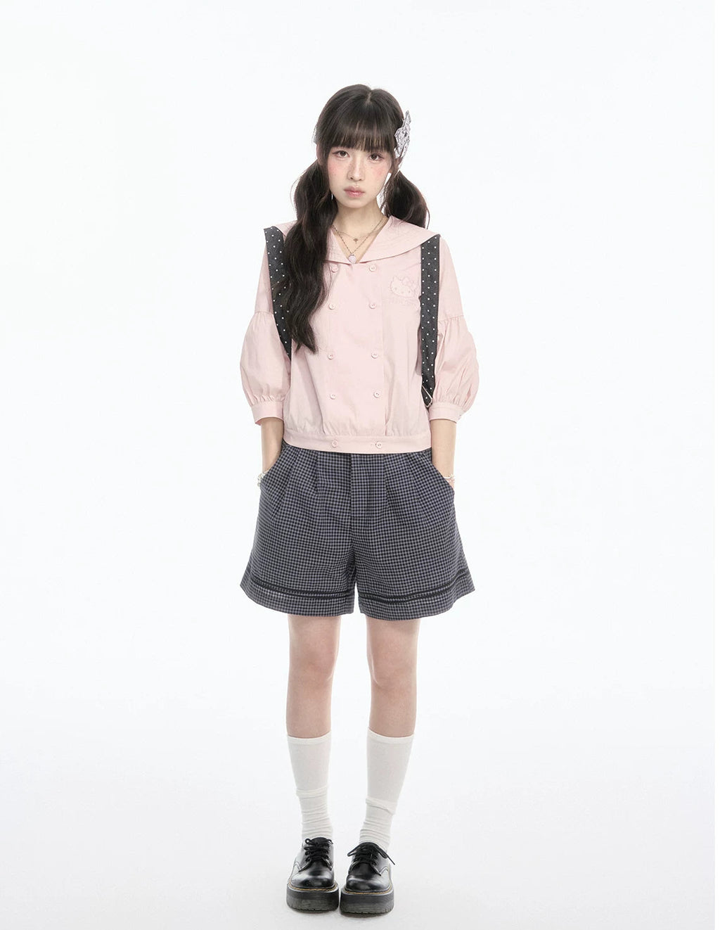 サンリオ キティ ピンクのセーラーシャツとパンツのセットアップ