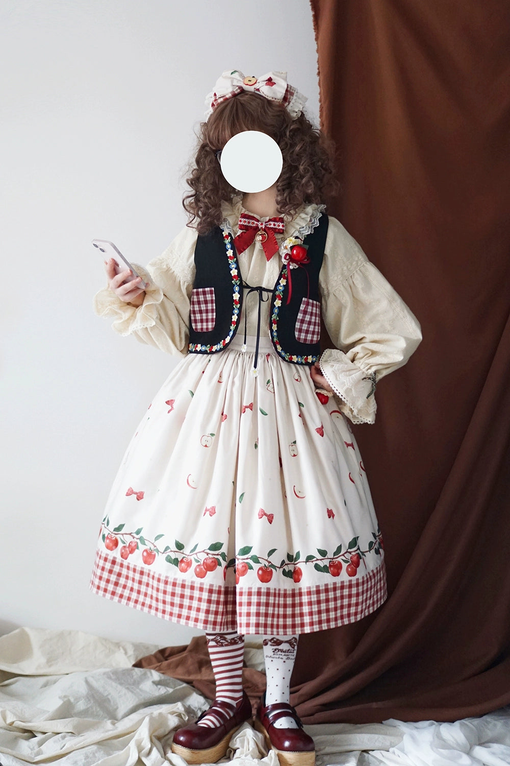 【予約販売】Apple Garden バイエルン風ベスト