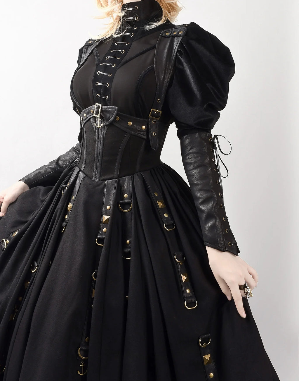 【予約販売】Ghost Ship フェイクレザートップスとジャンパースカート