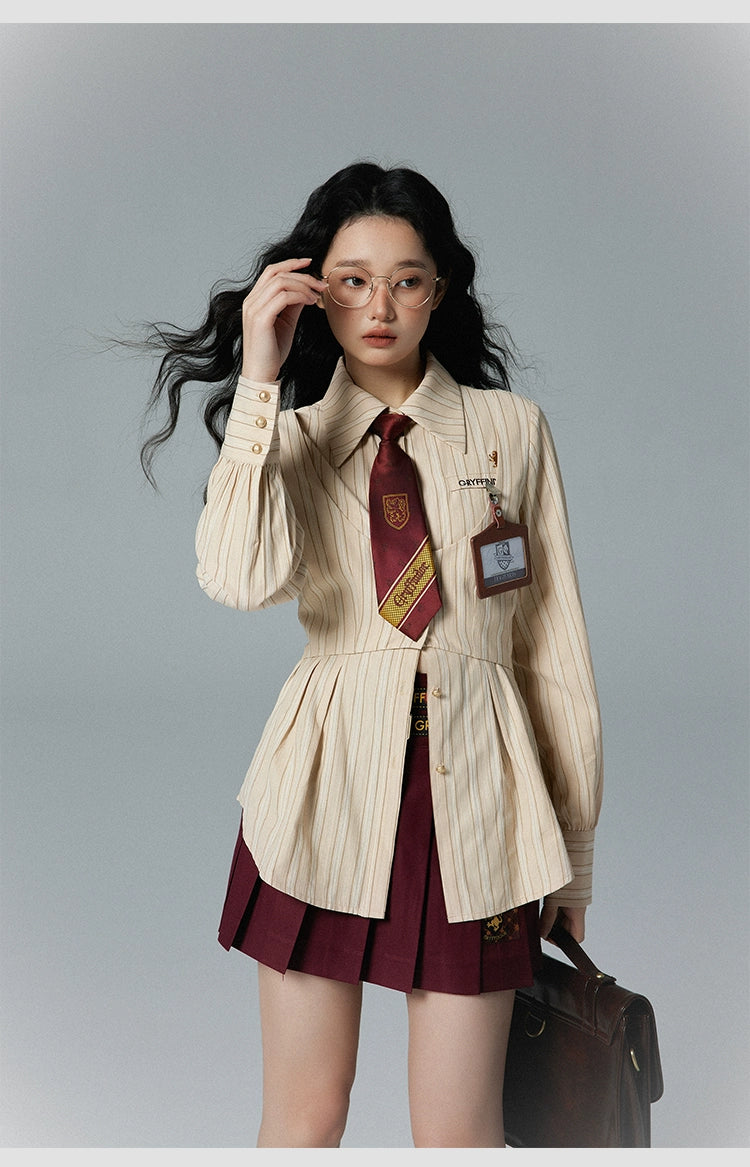 [Pre-order] Hogwarts School of Witchcraft and Wizardry Fake Two Piece Striped Blouse