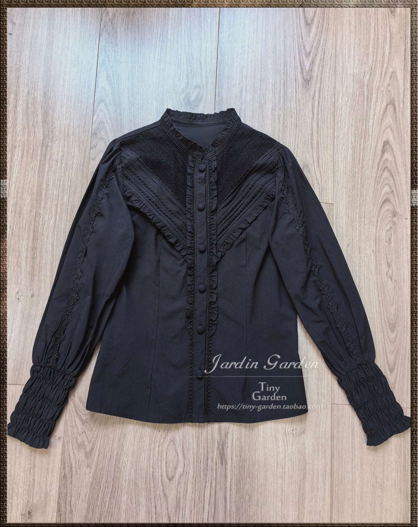 [Pre-order] Ruffled stand-up collar shirred cuff blouse