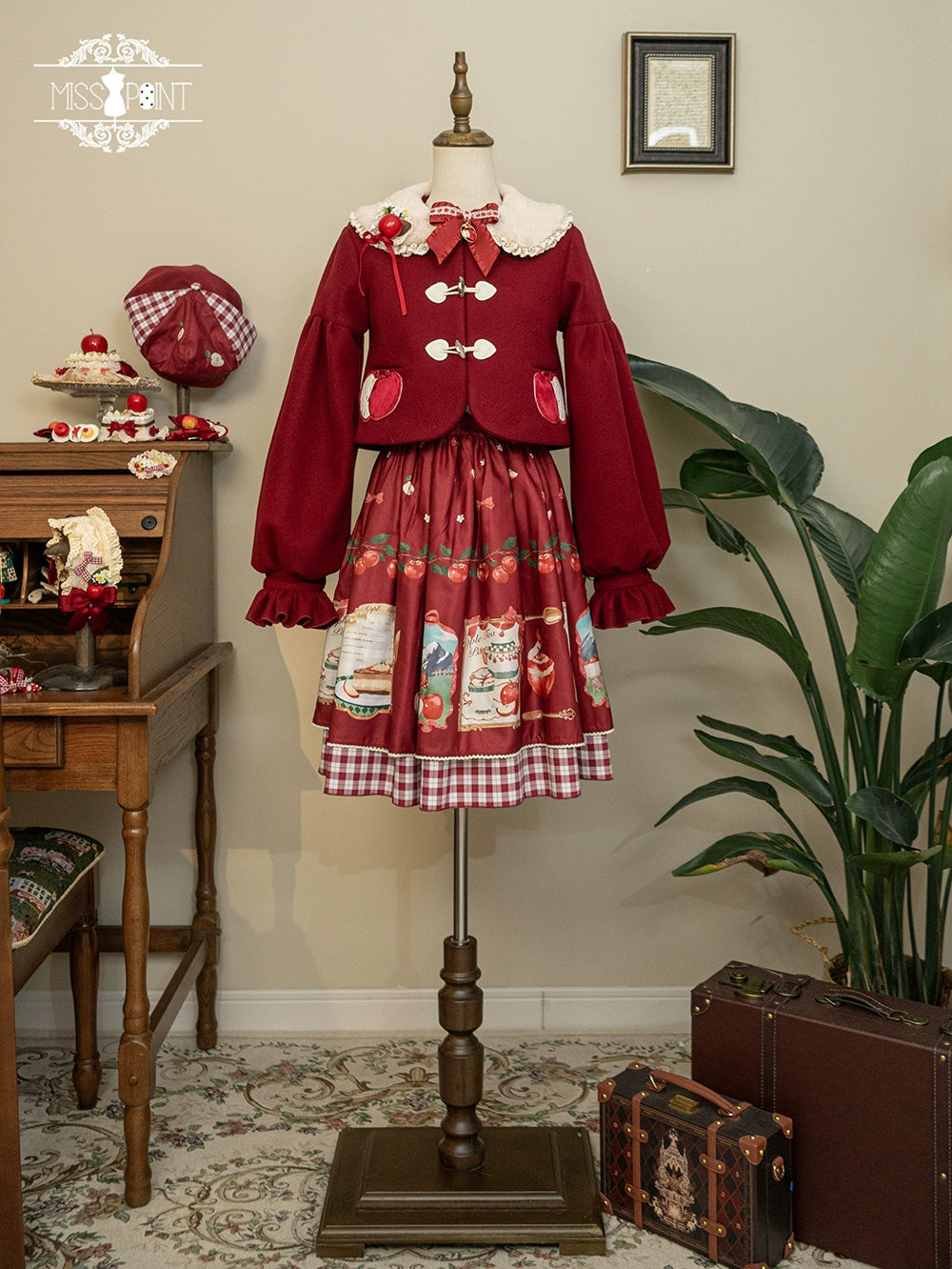 【予約販売】Apple Garden バイエルン風リバーシブルスカート