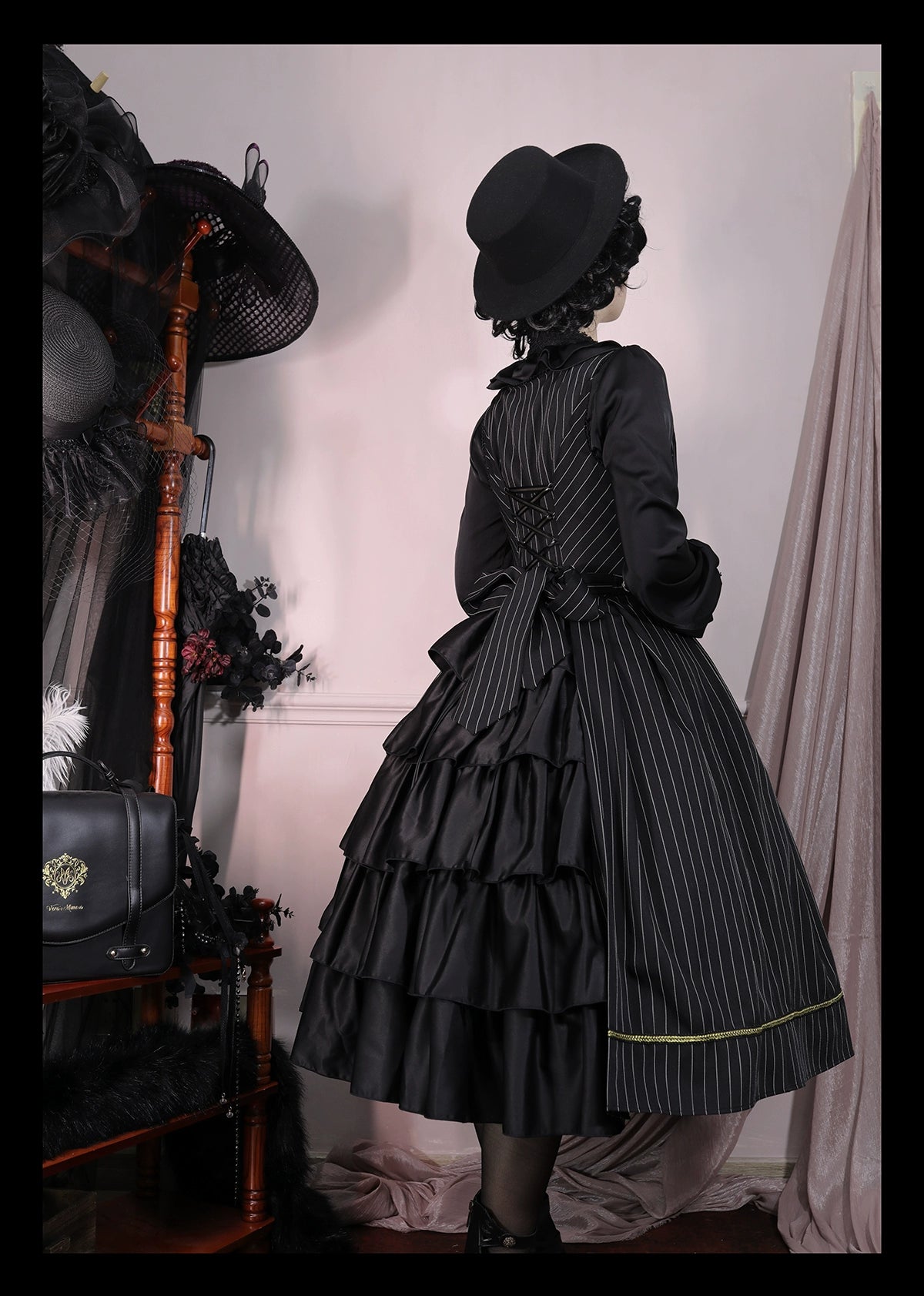 [Resale/Pre-orders available until 10/28] Bright Moon Corset Jumper Skirt Stripe [Black]