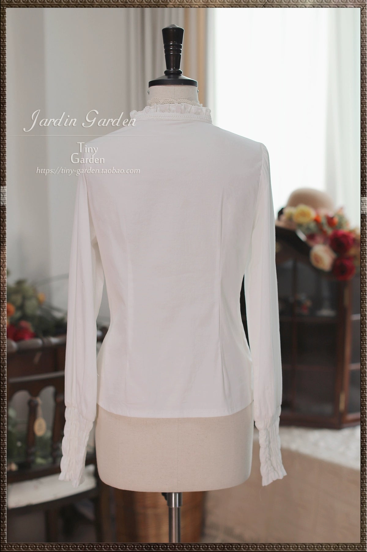 [Pre-order] Ruffled stand-up collar shirred cuff blouse