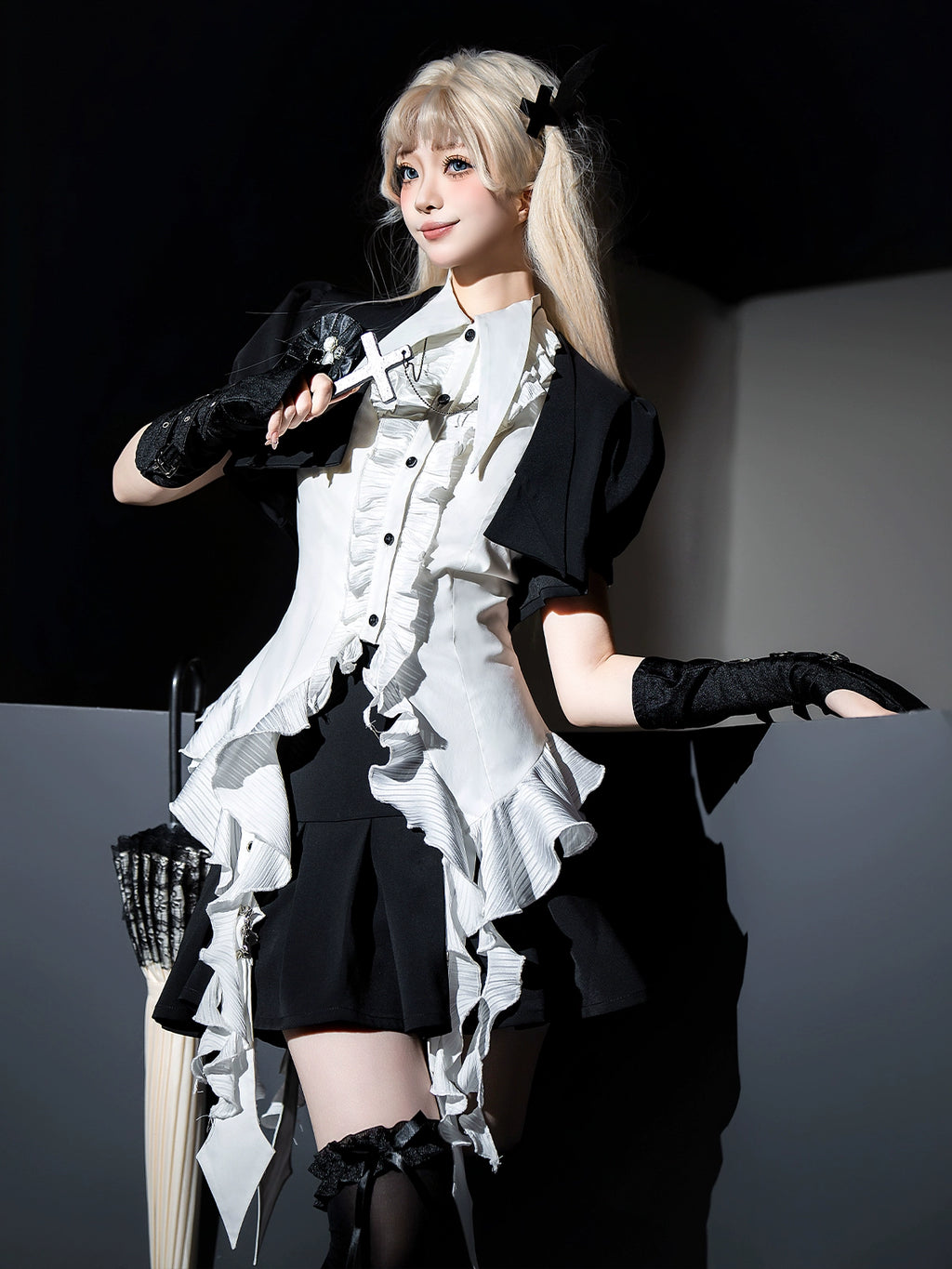Broken Jewelry モノトーンミニスカートセットアップ