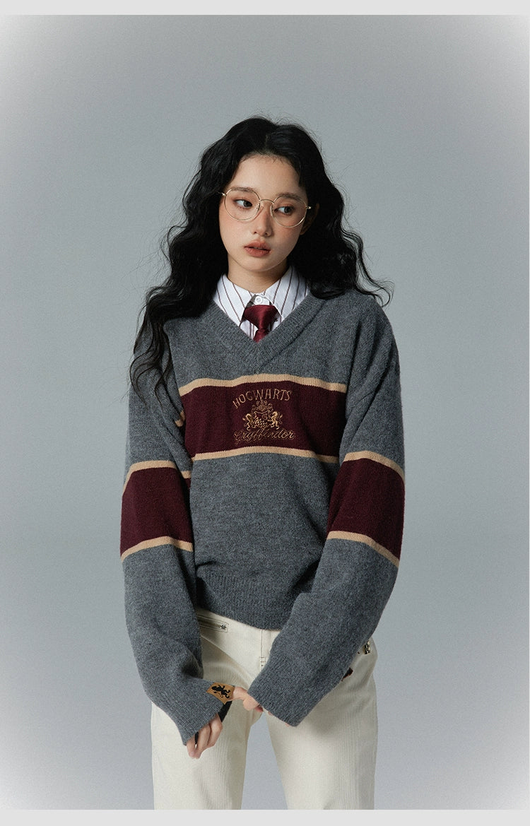 [Pre-order] Hogwarts School of Witchcraft and Wizardry V-neck blocking knit