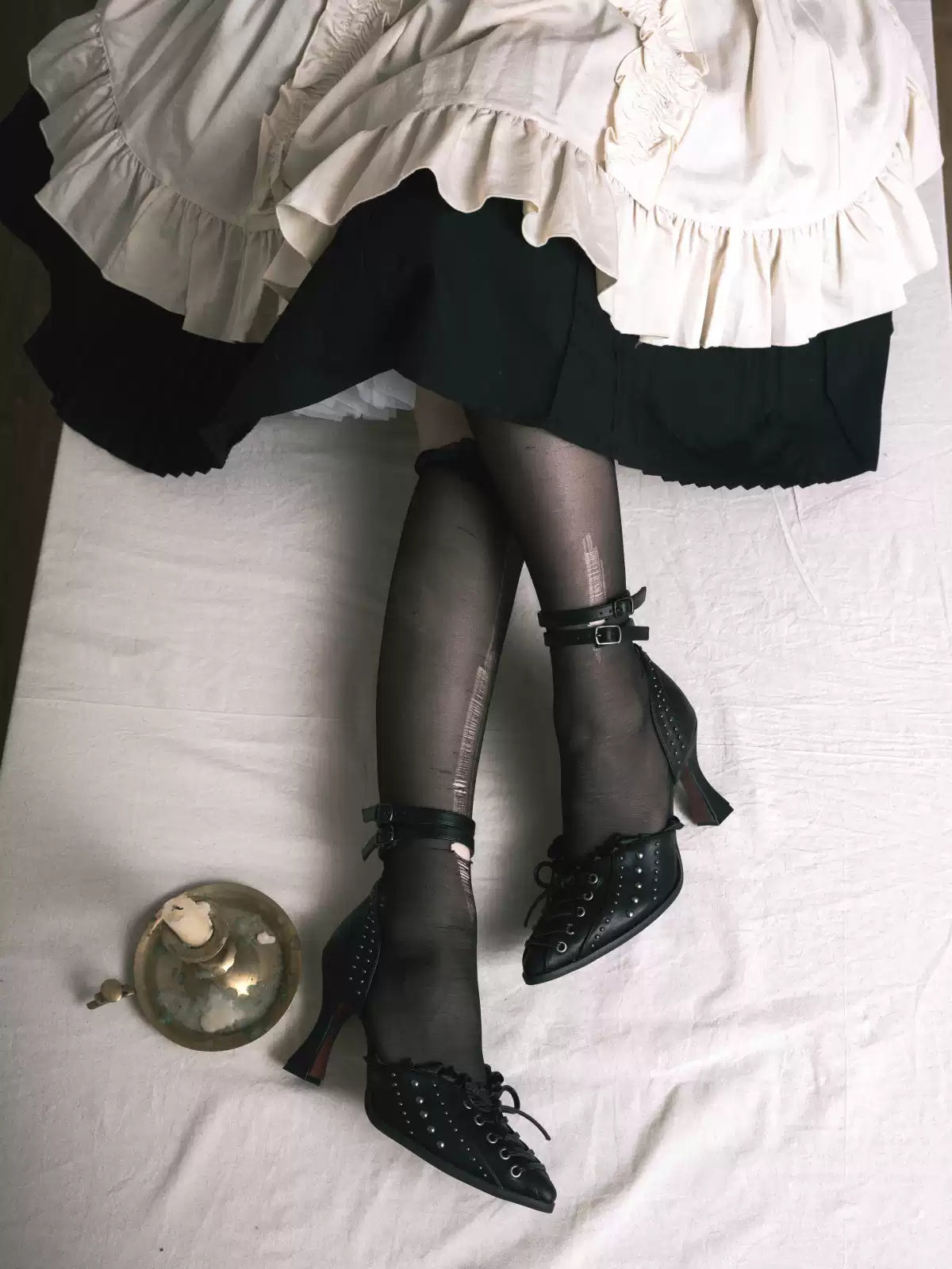 【Twilight Stud Vow】鋲×レース ダークゴシックポインテッドトゥパンプス