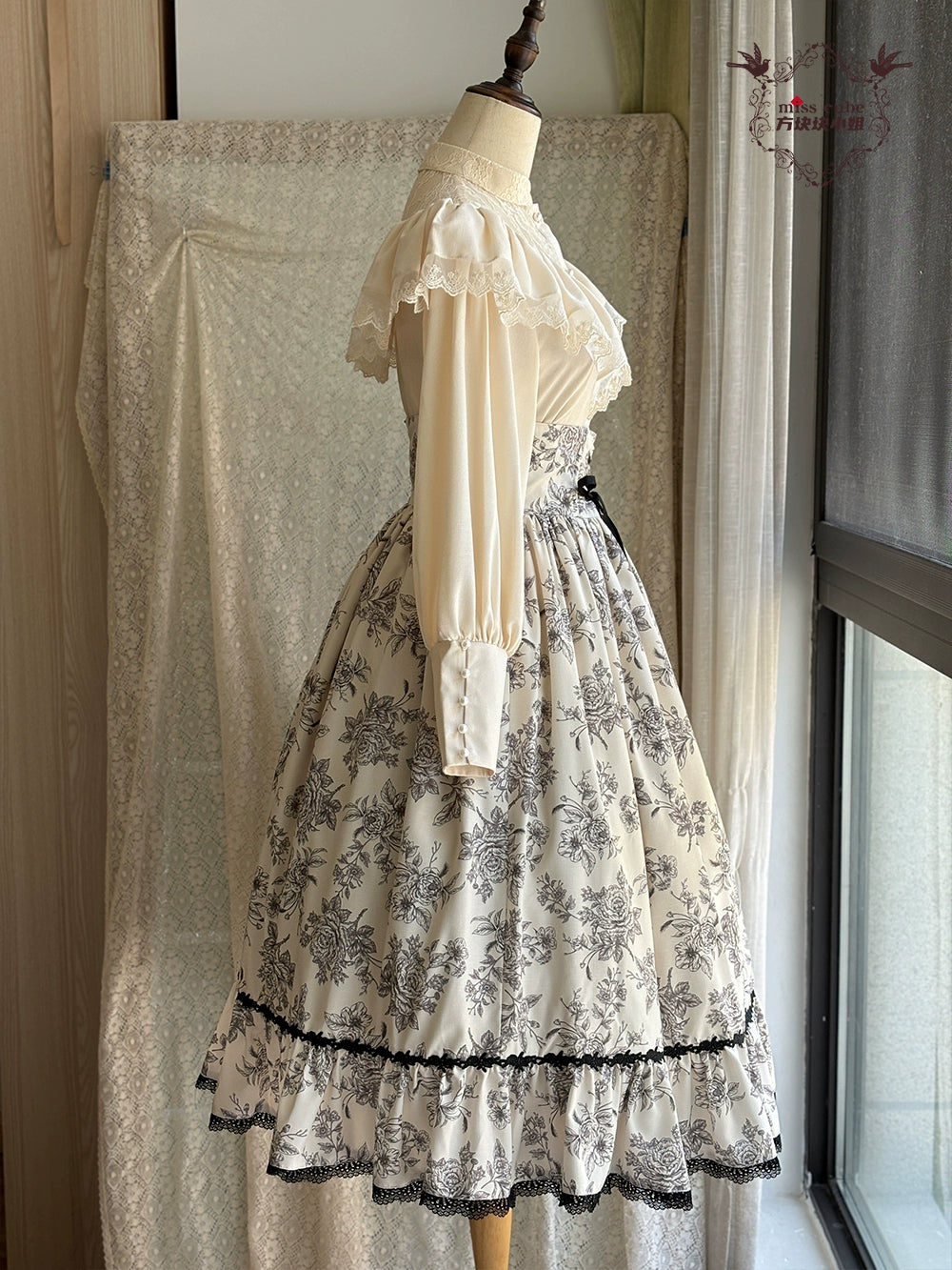 【予約販売】Sketch Wild Rose ハイウエストスカート プリントタイプ