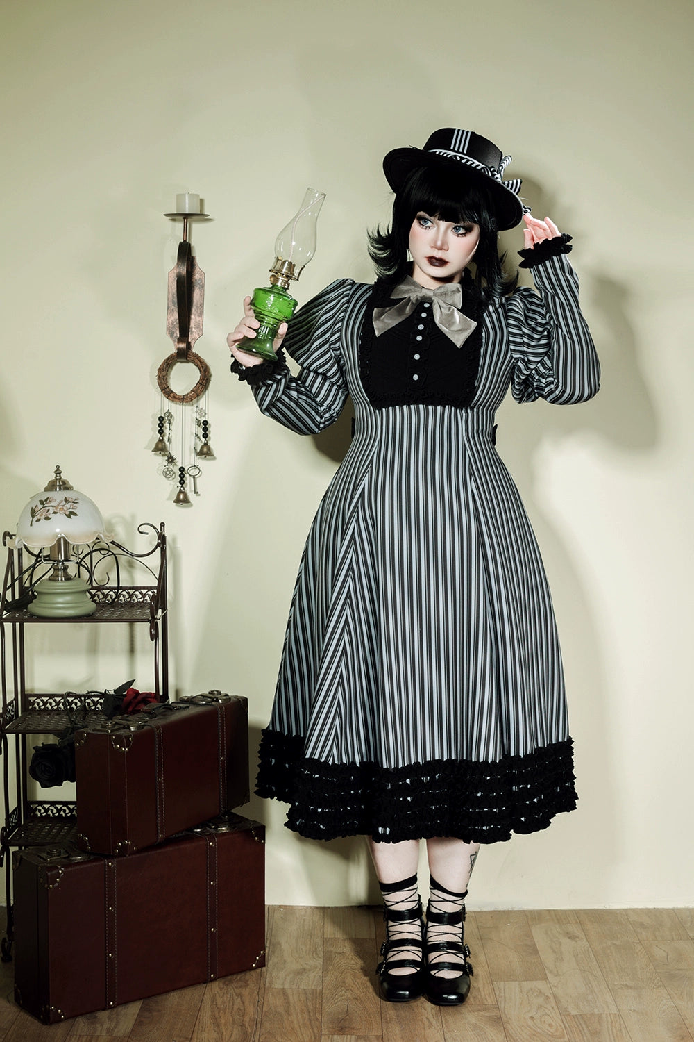 【予約販売】Classic Chocolat Stripe ストライプワンピース・ロング丈