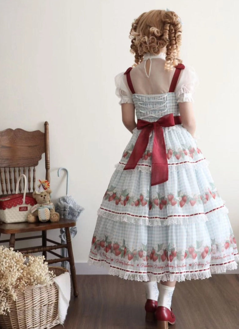 [Pre-orders accepted until 3/5] Have a Picnic, May Strawberry Gingham Check Jumper Skirt