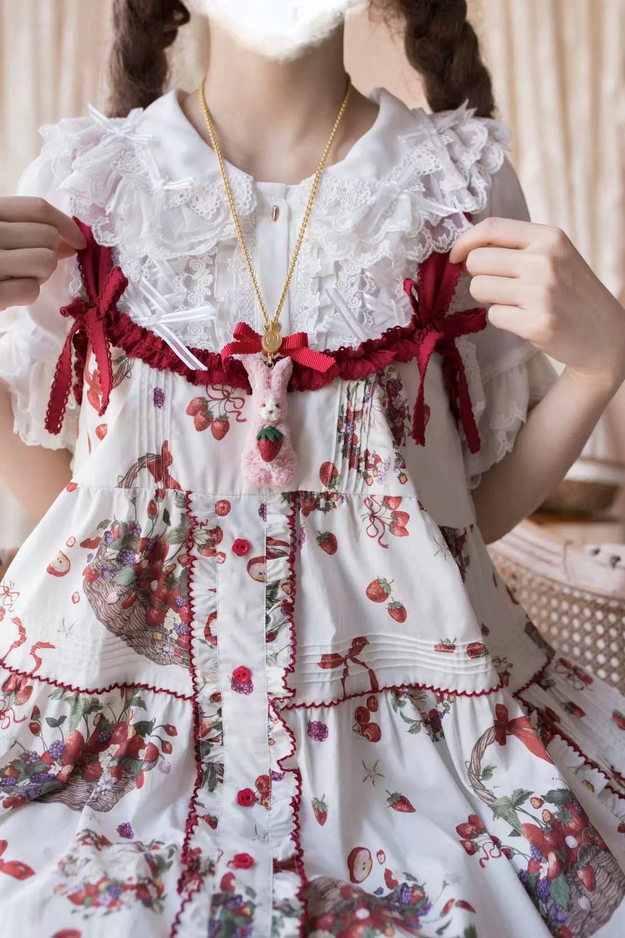 BABY 秘密の花園柄ロゼットローズジャンパースカート&コーム BABY 秘密の花園柄ロゼットローズジャンパースカート&コーム