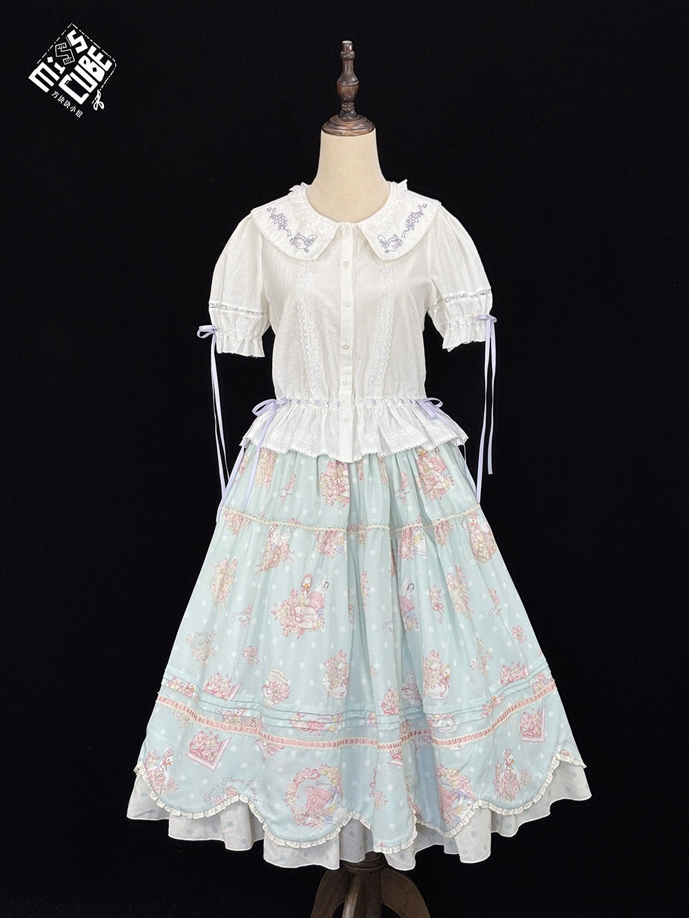 【受注予約7/22まで】花かごの白鳥 プリントスカート