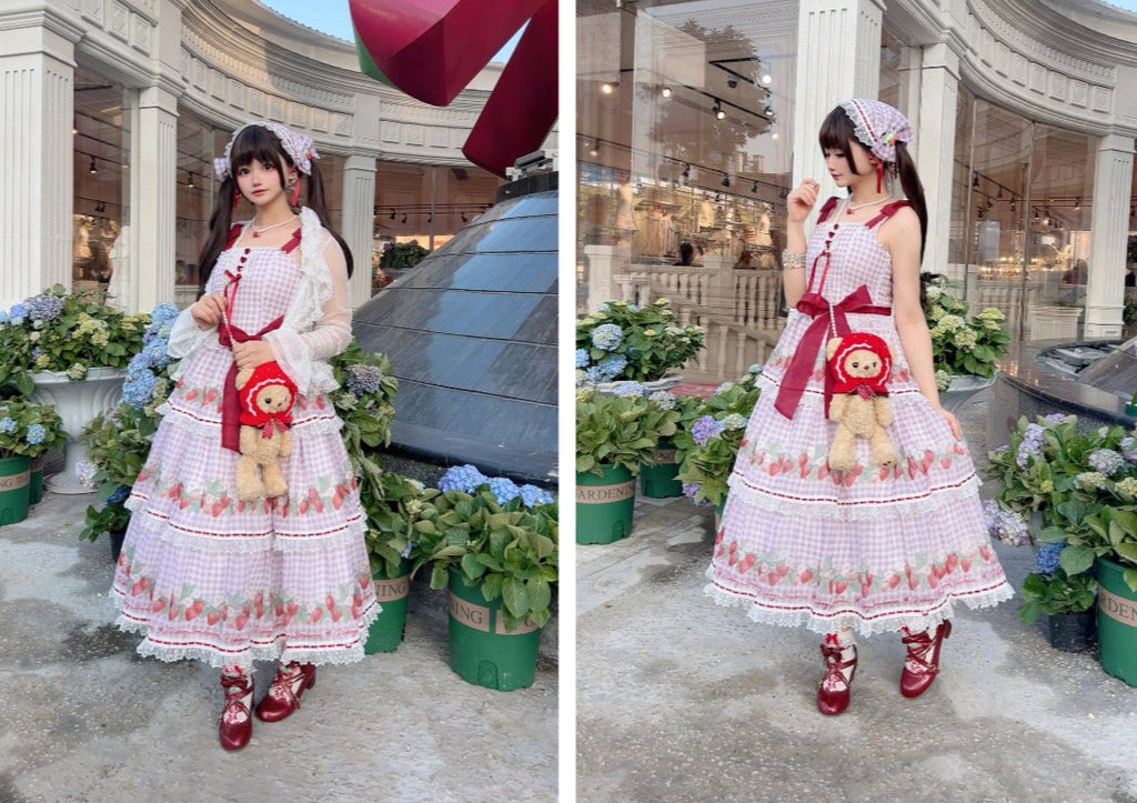 [Pre-orders accepted until 3/5] Have a Picnic, May Strawberry Gingham Check Jumper Skirt