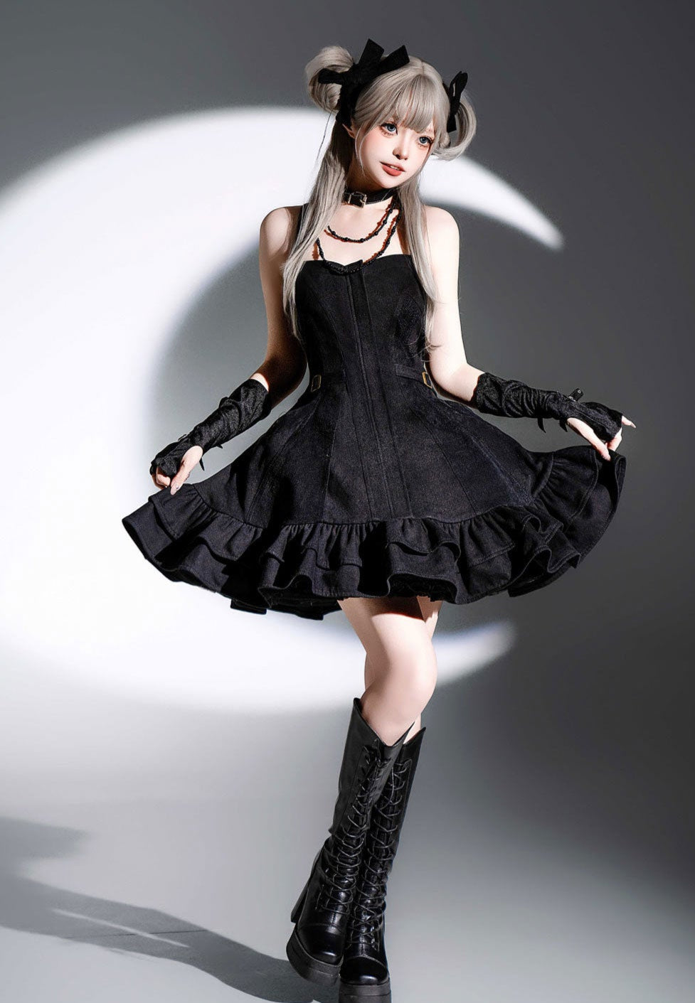 [Pre-orders available until 3/10] Rose Heart Black Frill Jumper Skirt