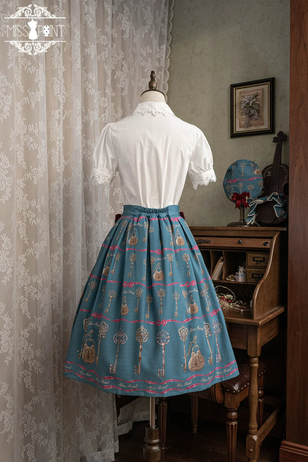 Secret Key Antique 2way Suspender Skirt